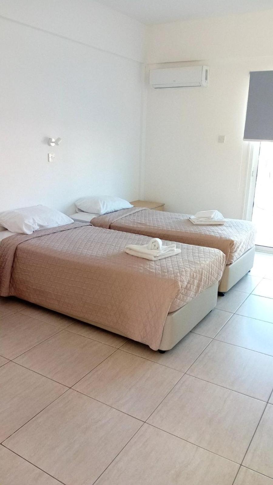 Napa Charles Apts Ayía Nápa Extérieur photo